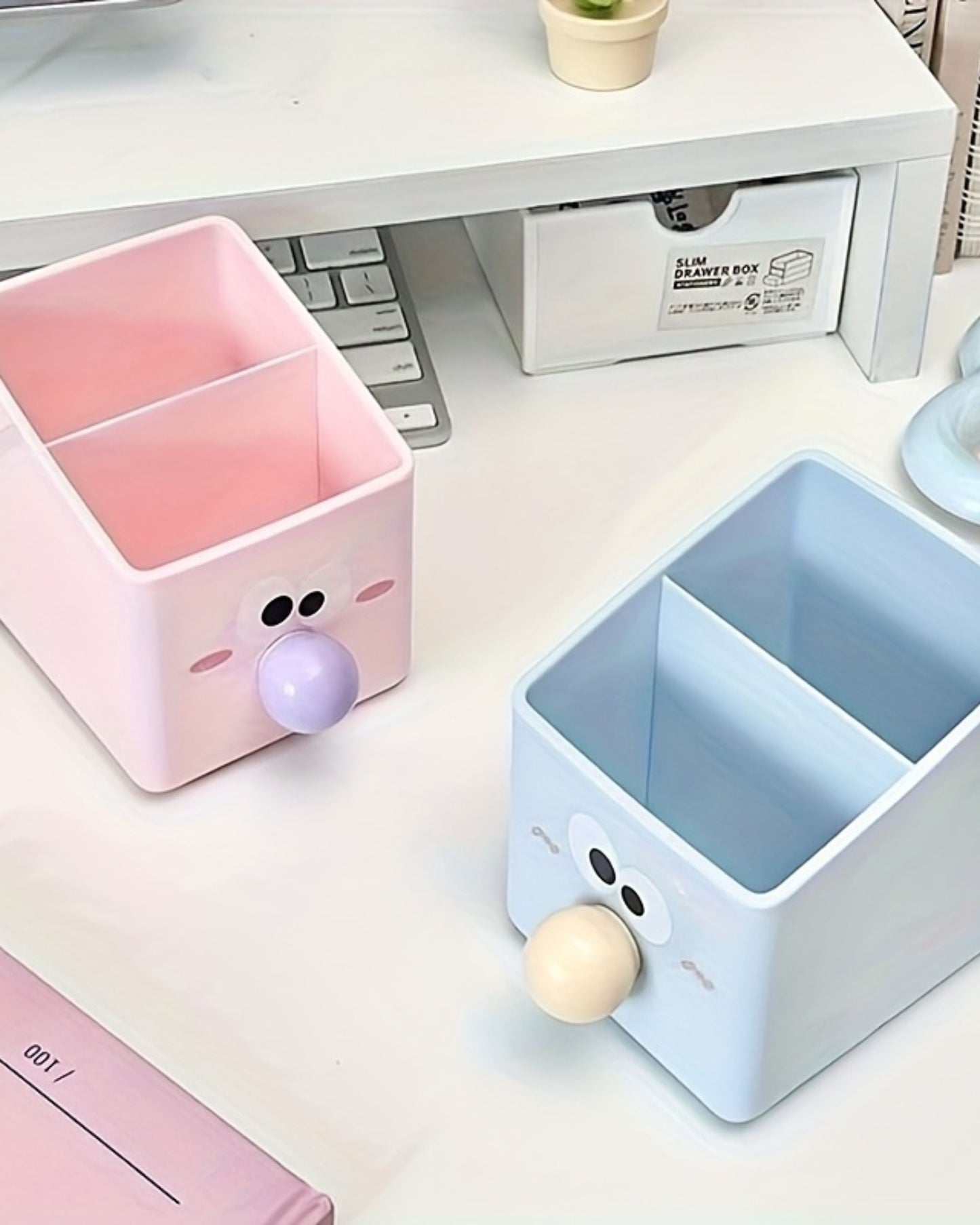 منظم أقلام للمكتب