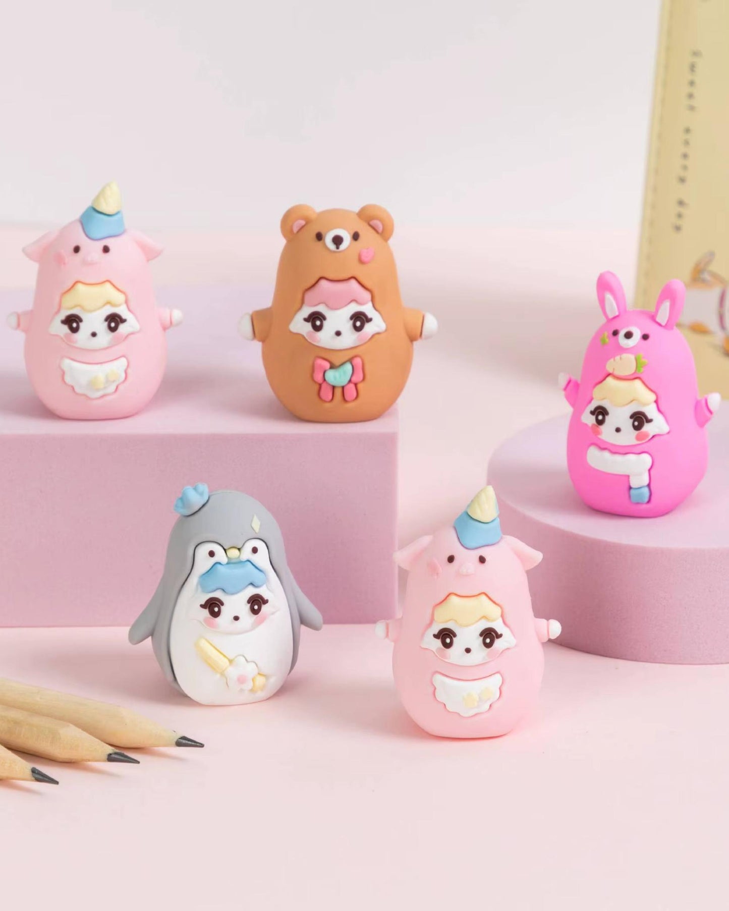 براية ثلاثية الأبعاد - أشكال كرتونية