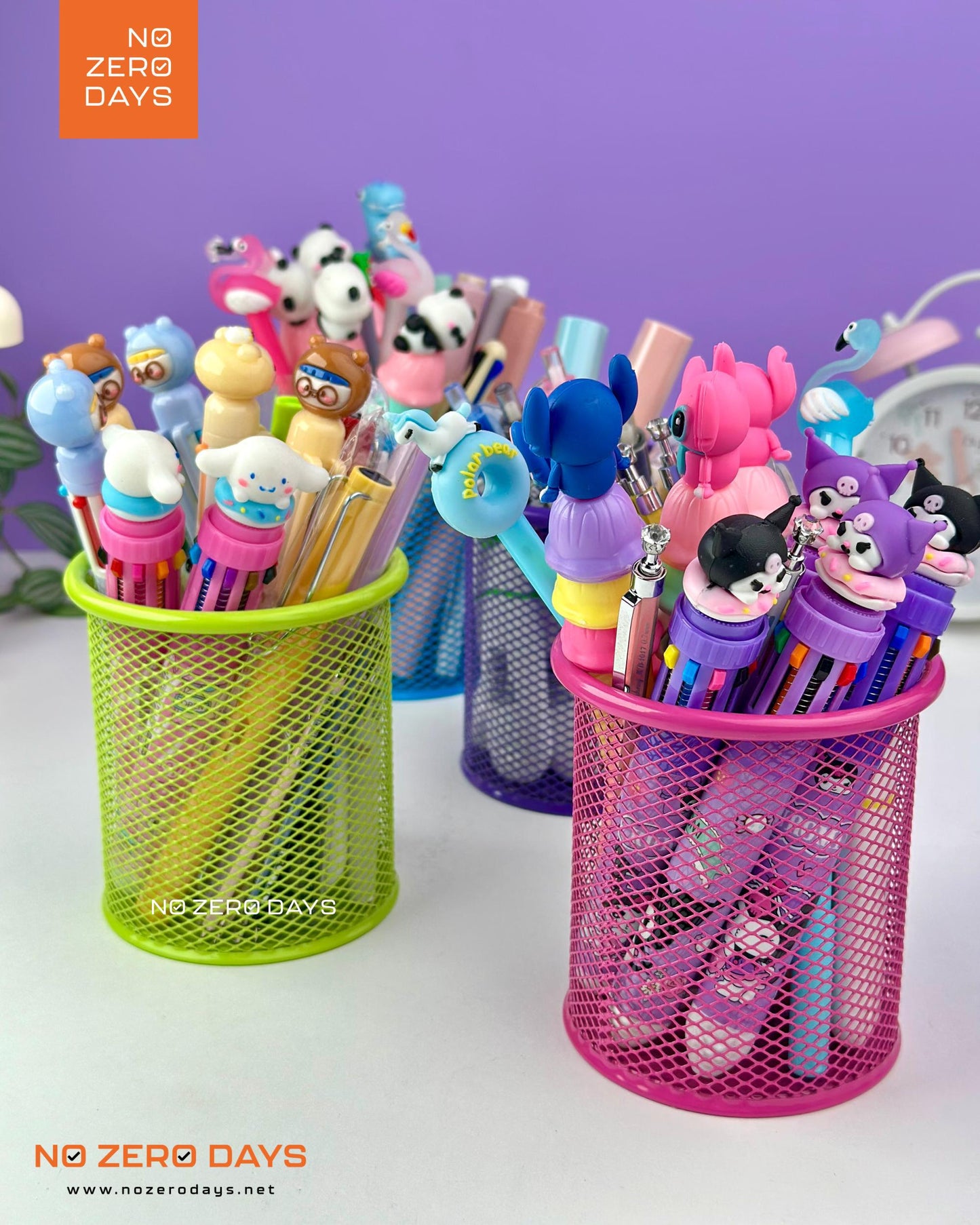 كوب أقلام معدن شبك دائري - أزرق