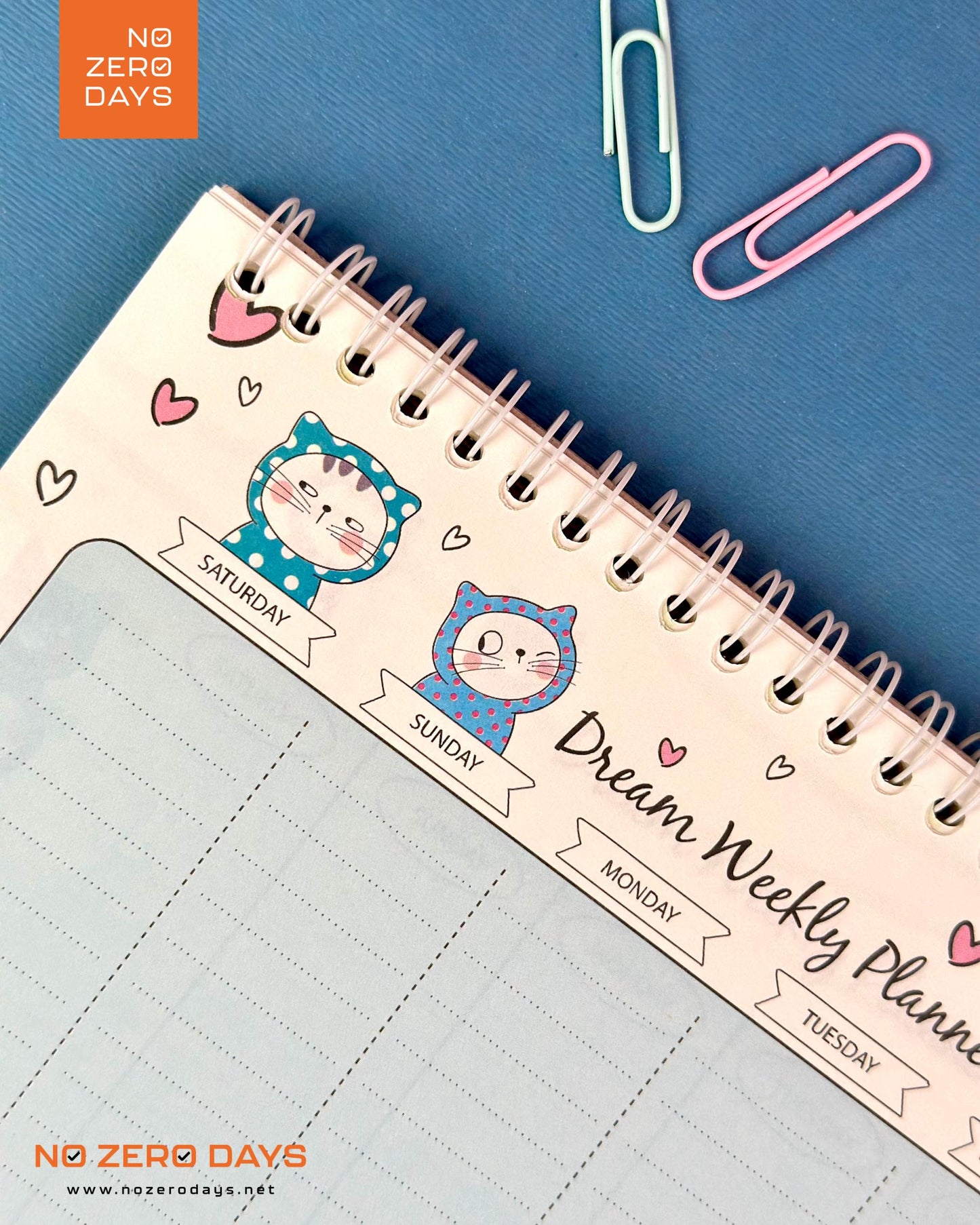 دفتر تخطيط أسبوعي سلك - شكل قطط