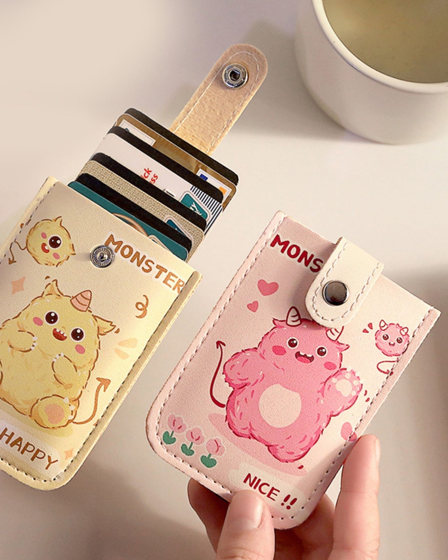 محفظة كروت جلد - بينك