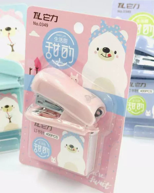 دباسة صغيرة ألوان مع علبة دبابيس - بينك