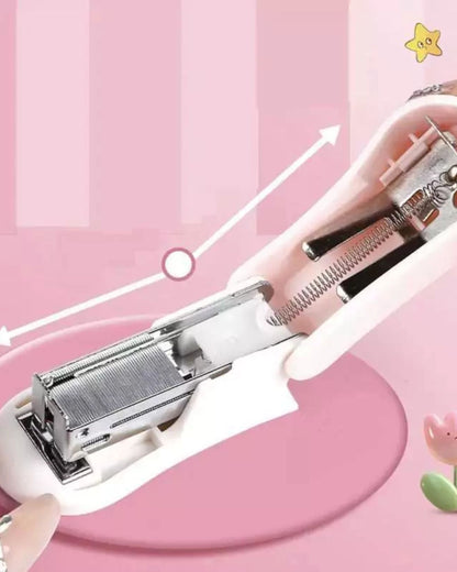 دباسة صغيرة ألوان مع علبة دبابيس - بينك