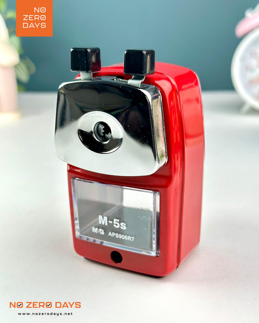 براية مكتب معدن M&G - أحمر