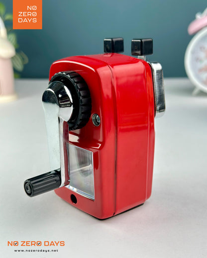 براية مكتب معدن M&G - أحمر