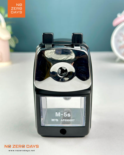 براية مكتب معدن M&G - أسود