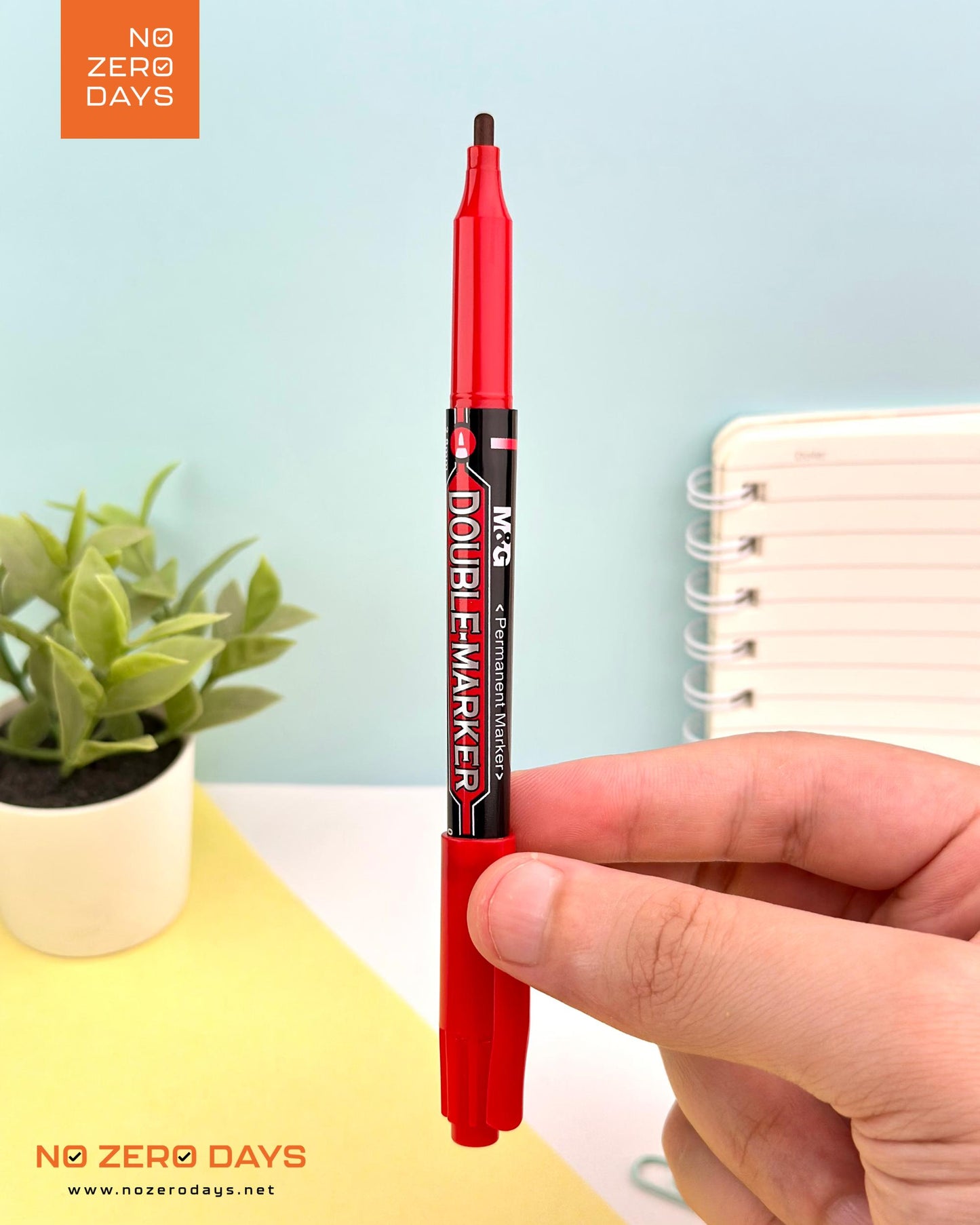 قلم ماركر مزدوج M&G - أحمر