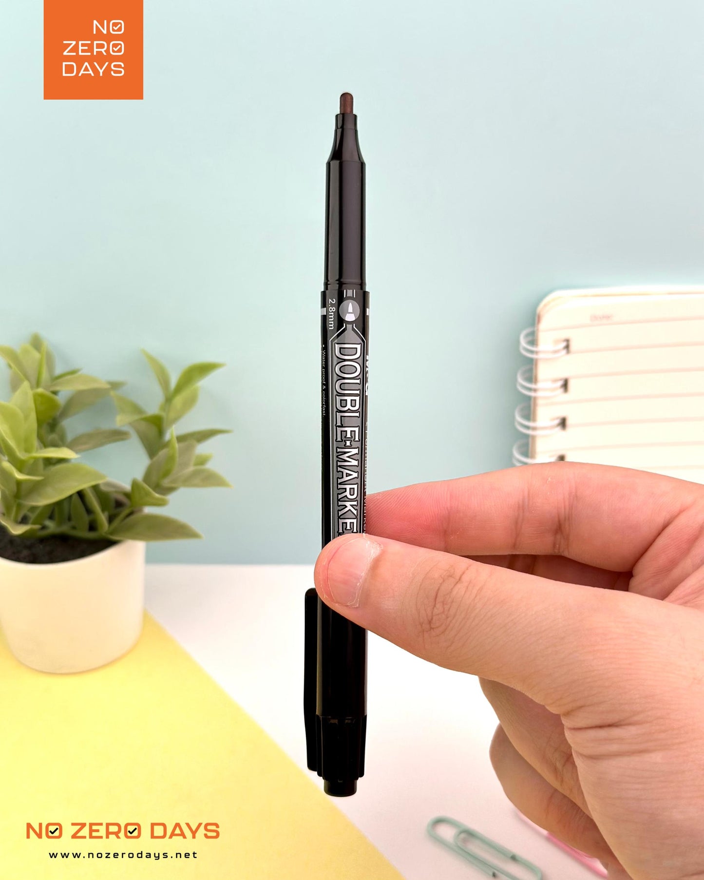 قلم ماركر مزدوج M&G - أسود