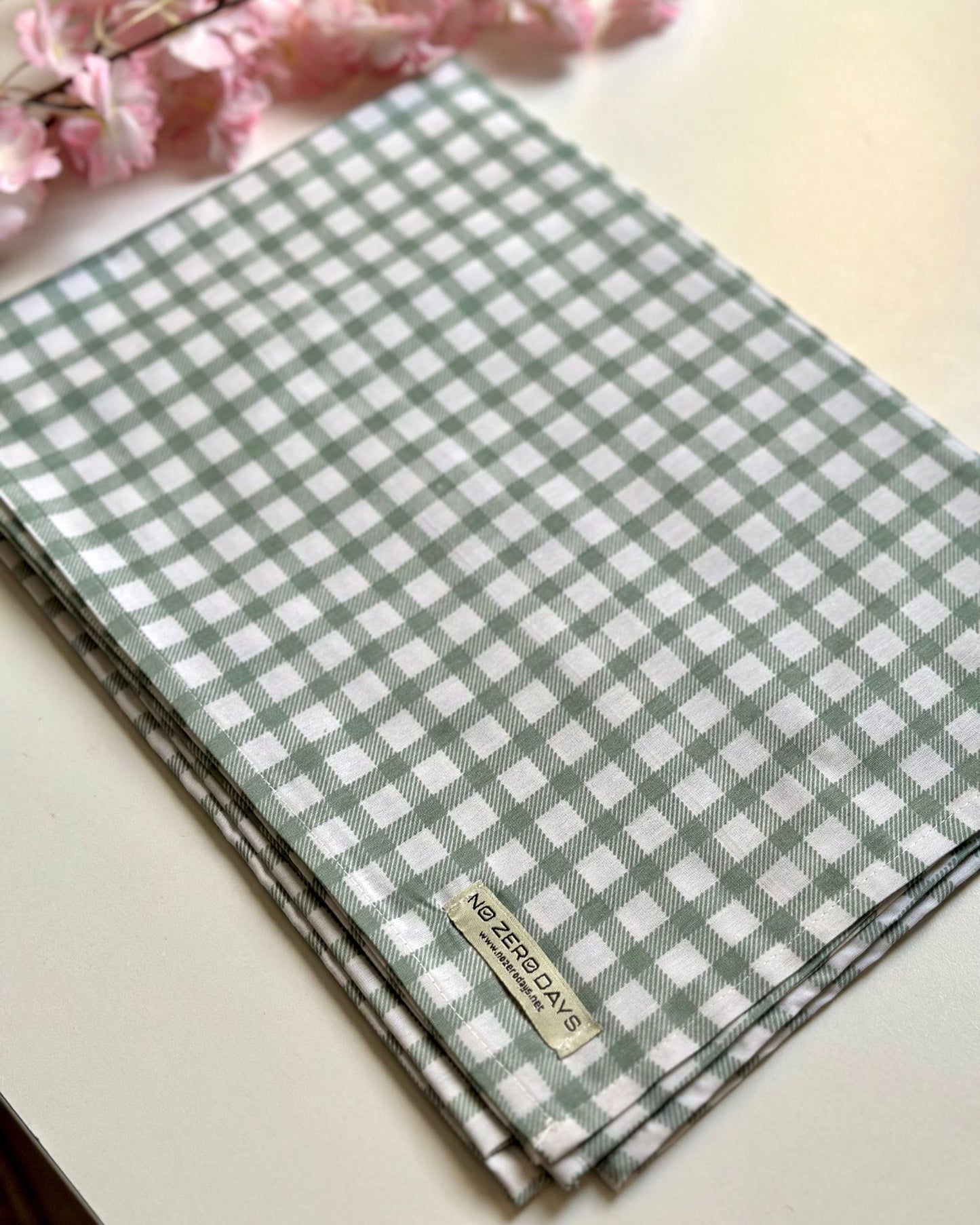 مفرش مكتب كاروهات - أخضر