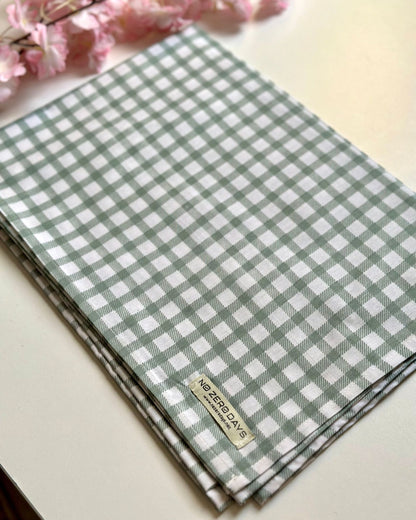 مفرش مكتب كاروهات - أخضر