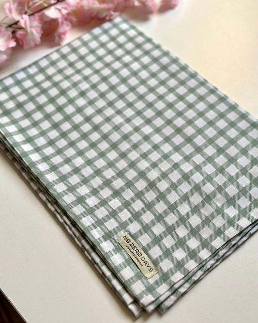 مفرش مكتب كاروهات - أخضر