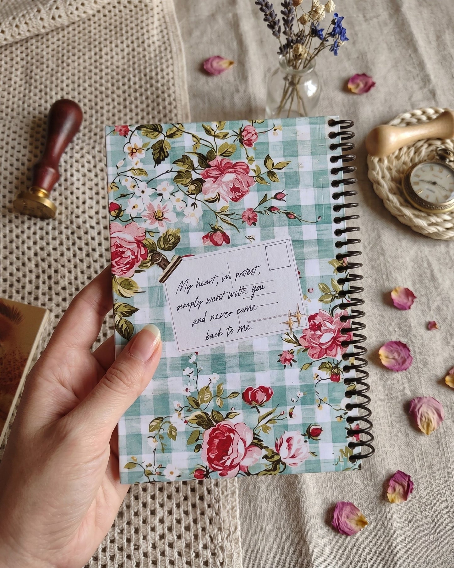 نوت بوك سلك (Floral Days) + ستيكرز
