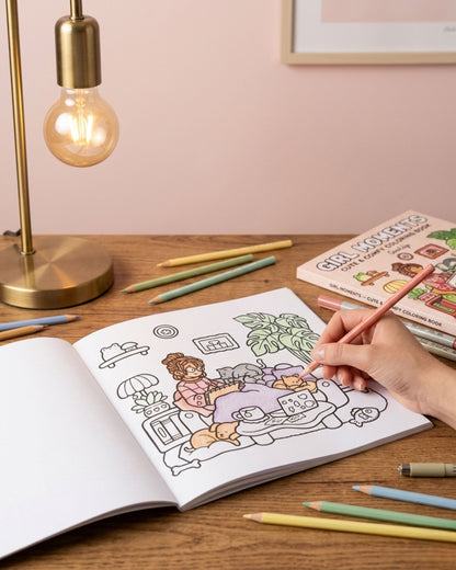 Girl Moments كتاب تلوين