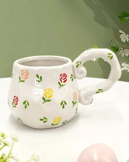 مج سيراميك فلوري كبير - يد مميزة
