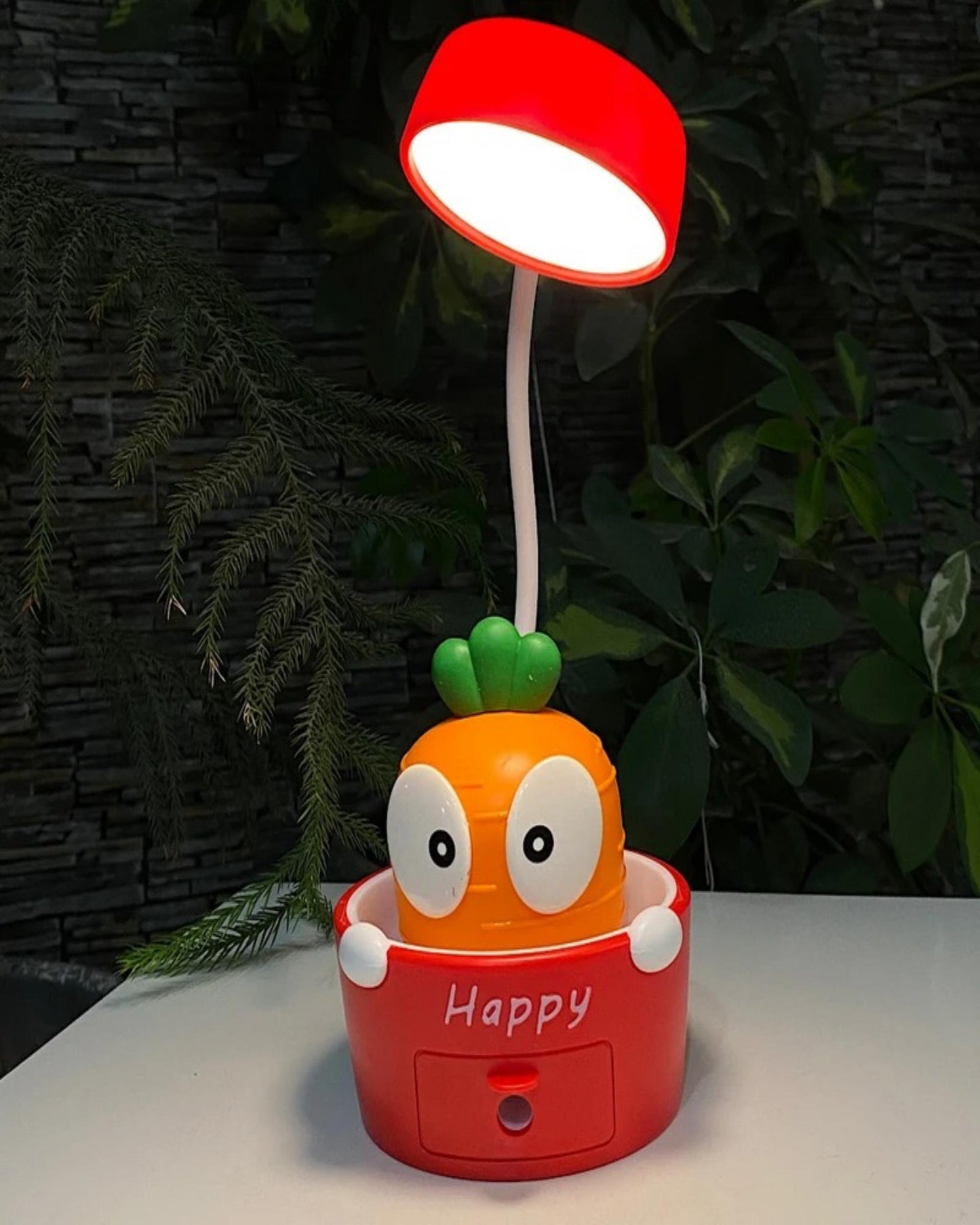 أباجورة ليد شحن شكل جزرة - أحمر