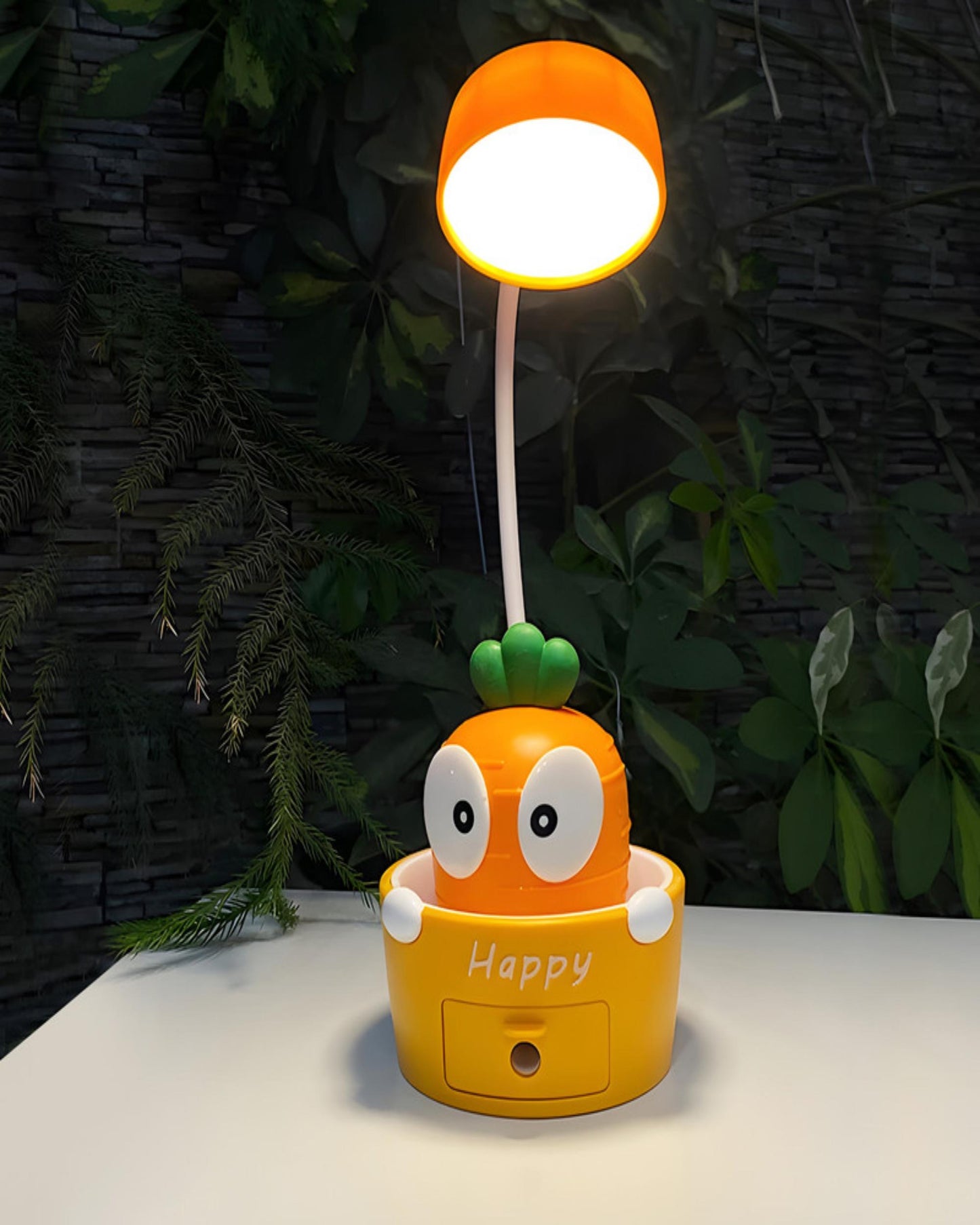 أباجورة ليد شحن شكل جزرة - برتقالي