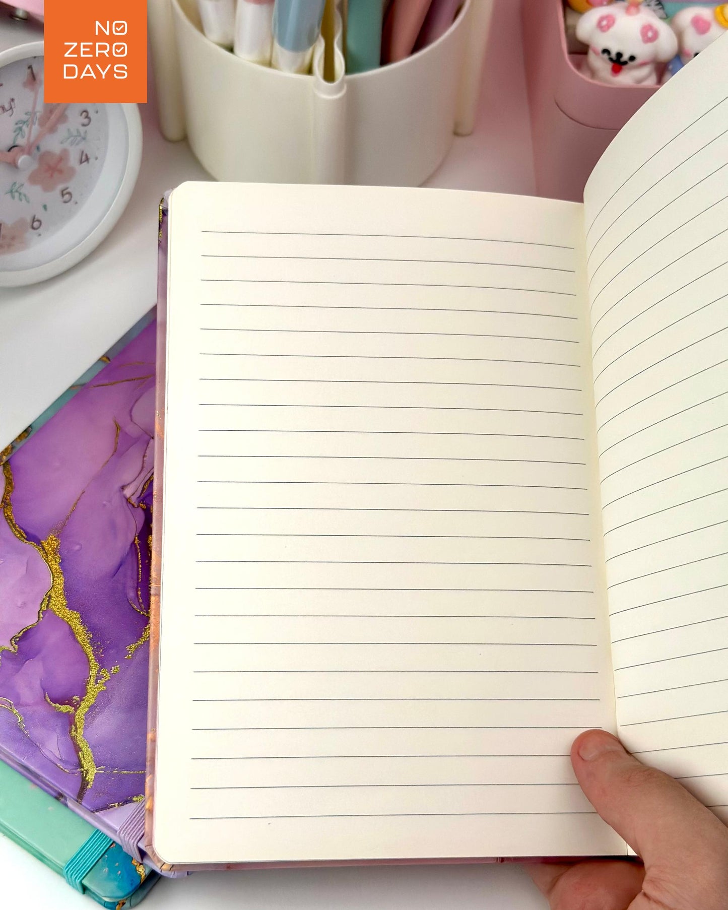 نوت بوك A5 بتصميم رخامي - بأستيك