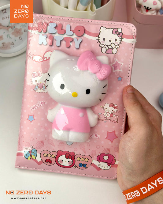 نوت بوك كيتي مجسم