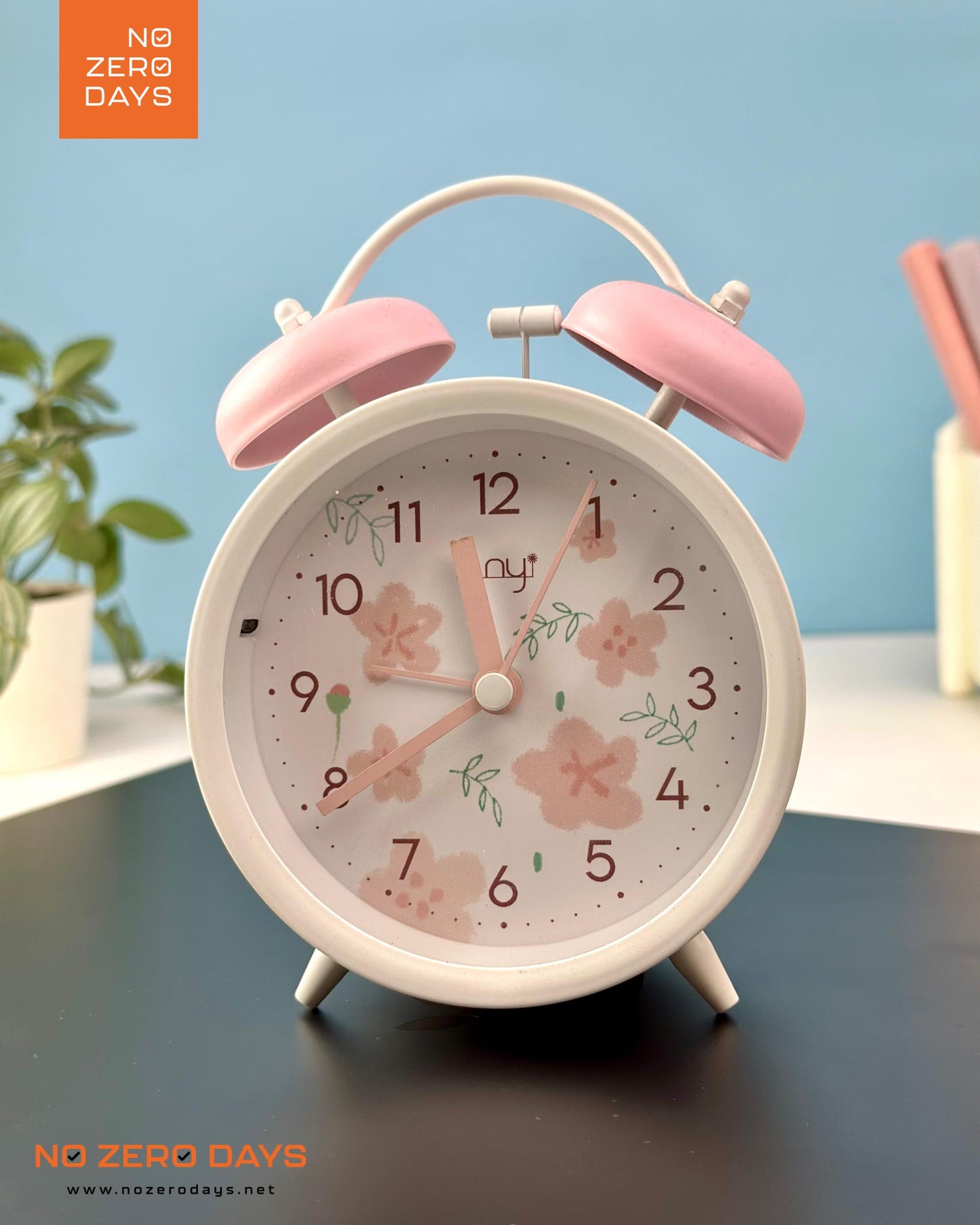 منبه معدني أشكال ورود - بينك