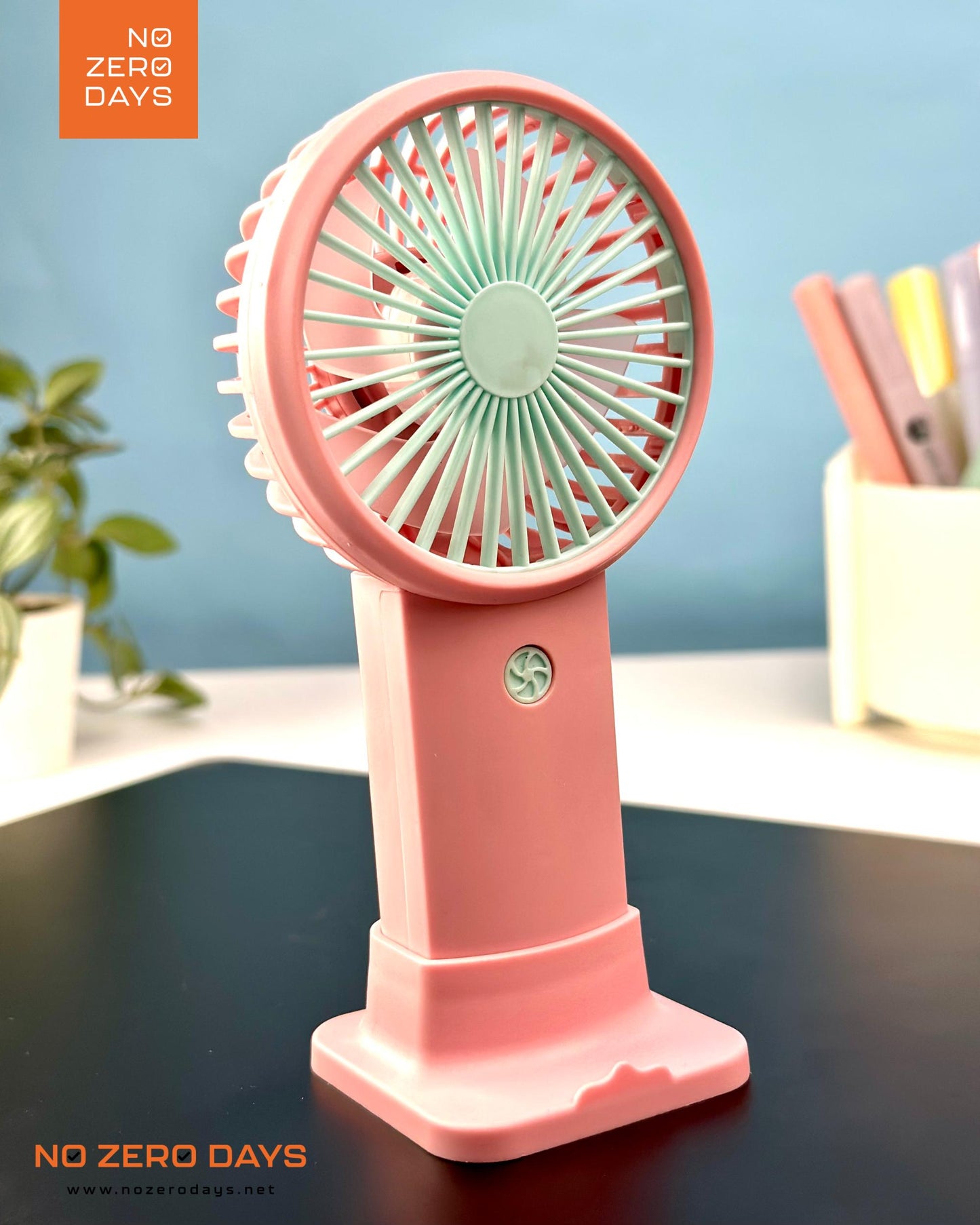 مروحة يد شحن مع هولدر للموبايل - بينك