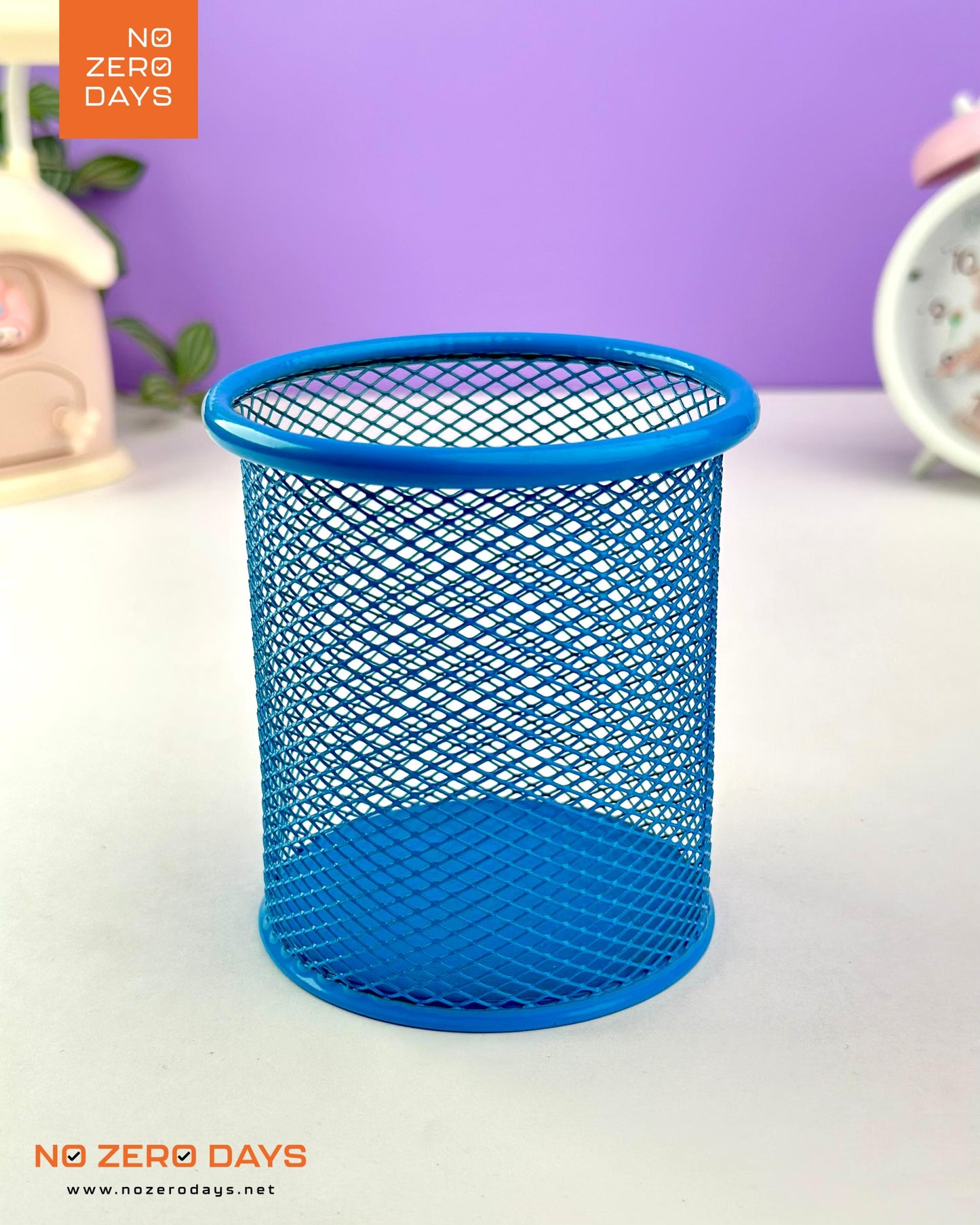 كوب أقلام معدن شبك دائري - أزرق