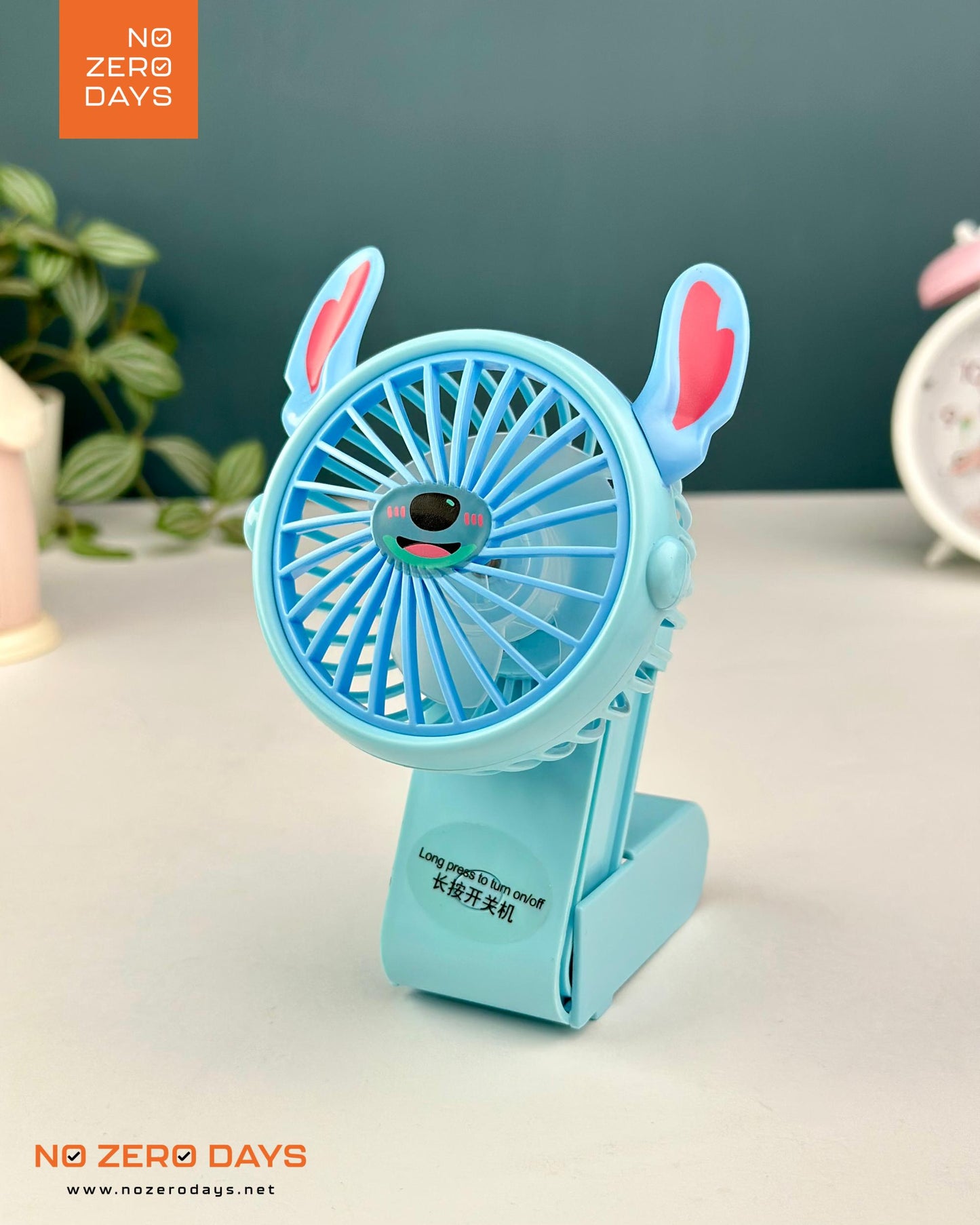 مروحة يد ومكتب - مجسم ستيتش أزرق