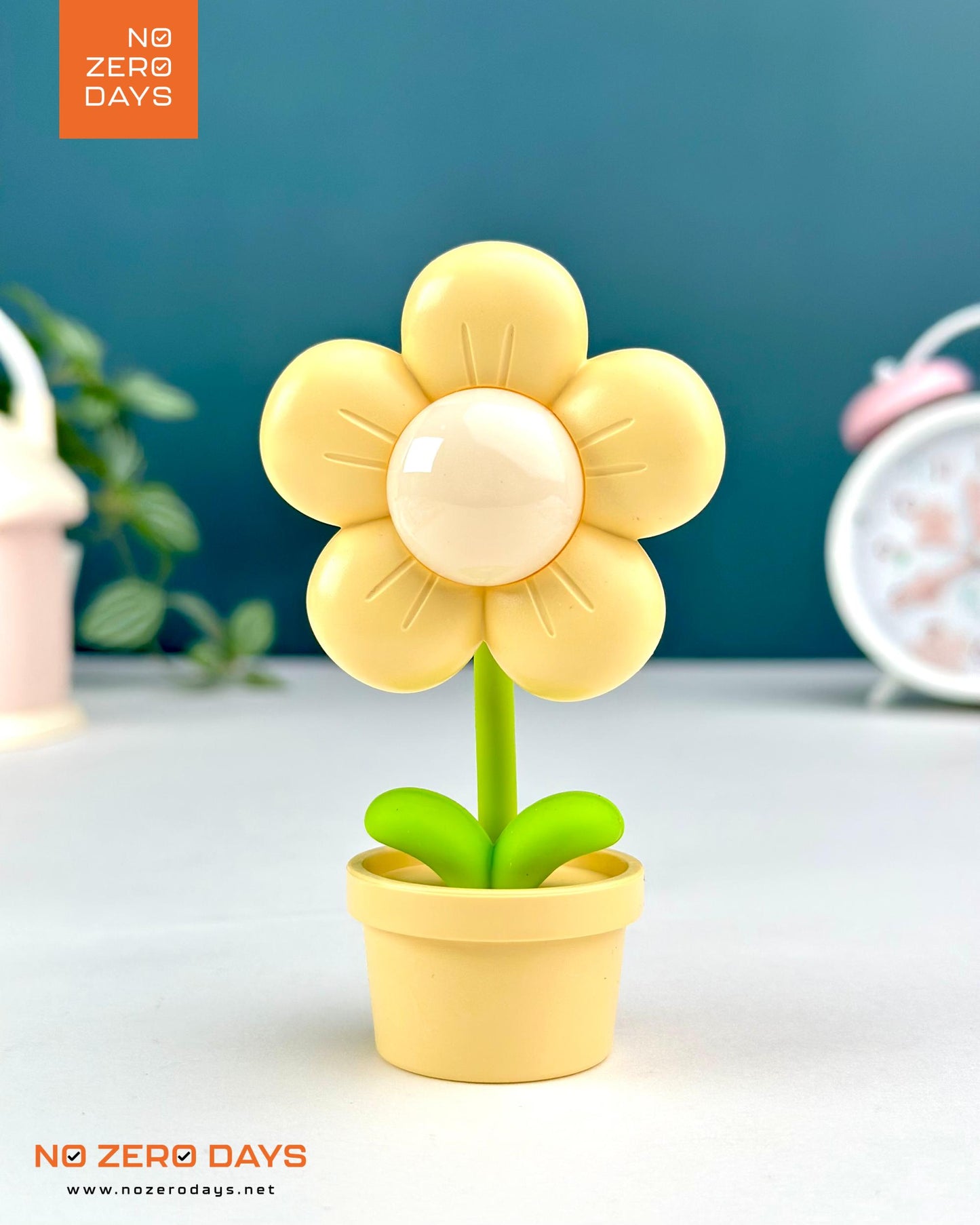 أباجورة ليد صغيرة شكل وردة