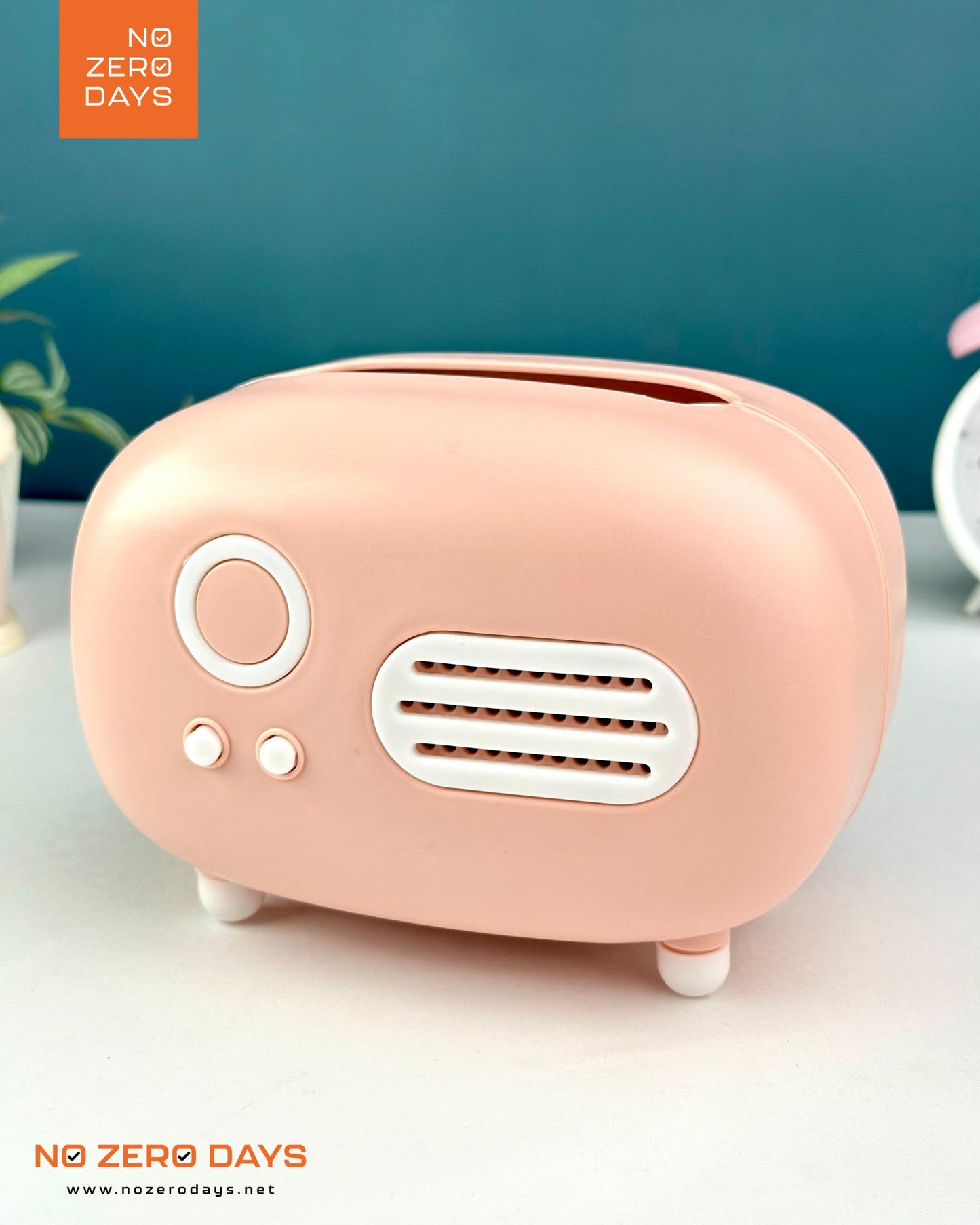 علبة مناديل بلاستيك - شكل راديو