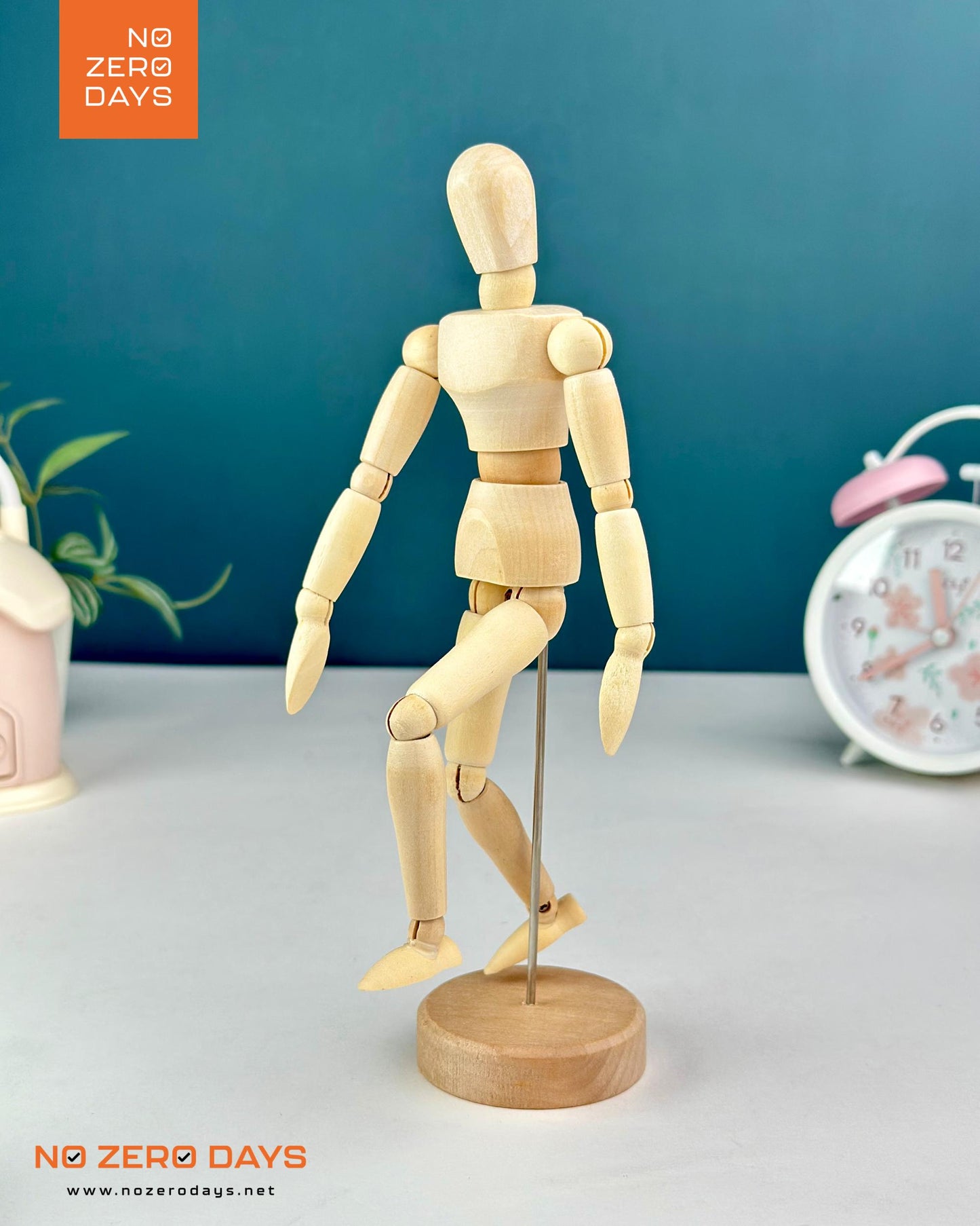 مانيكان خشب للمكتب بمفاصل متحركة