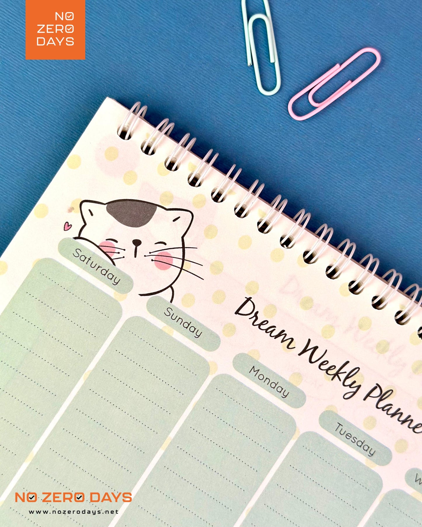 دفتر تخطيط أسبوعي سلك - شكل قطط