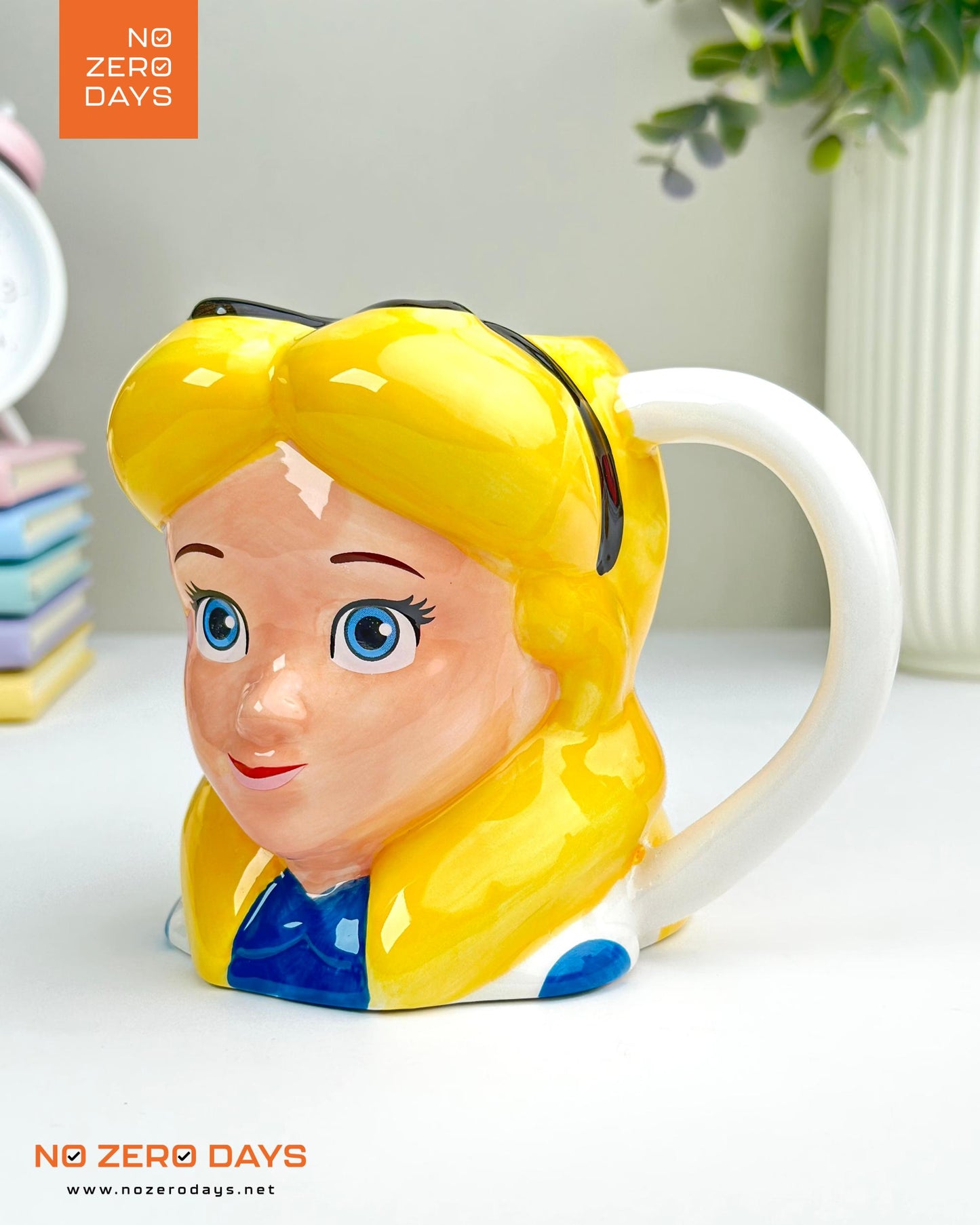 مج سيراميك مجسم ديزني - أليس