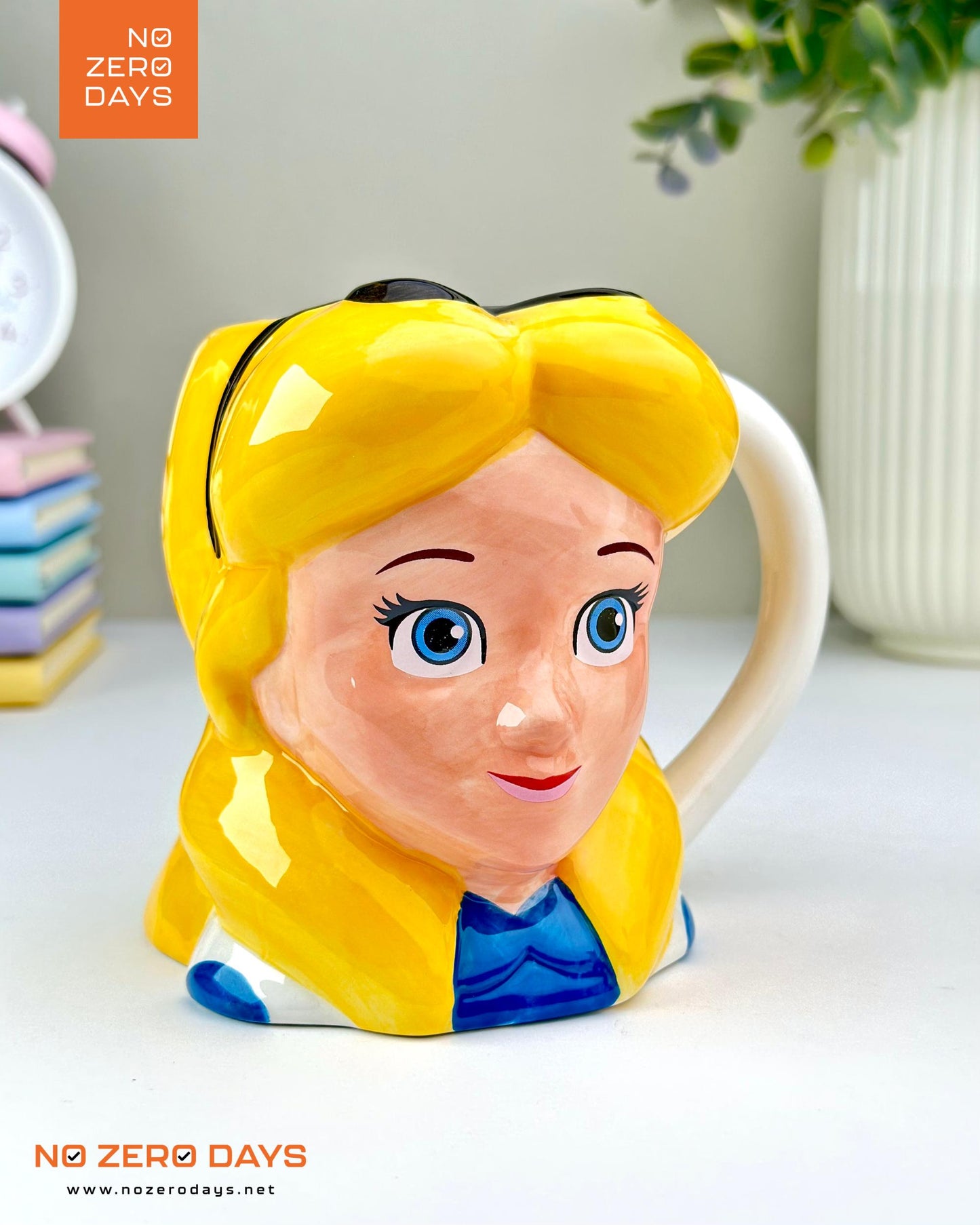 مج سيراميك مجسم ديزني - أليس