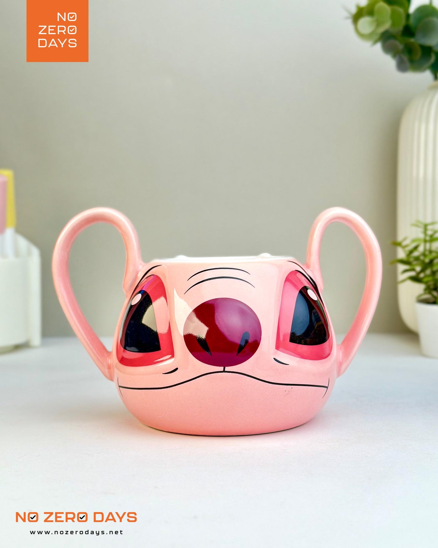 مج سيراميك مجسم ٢ يد - ستيتش بينك