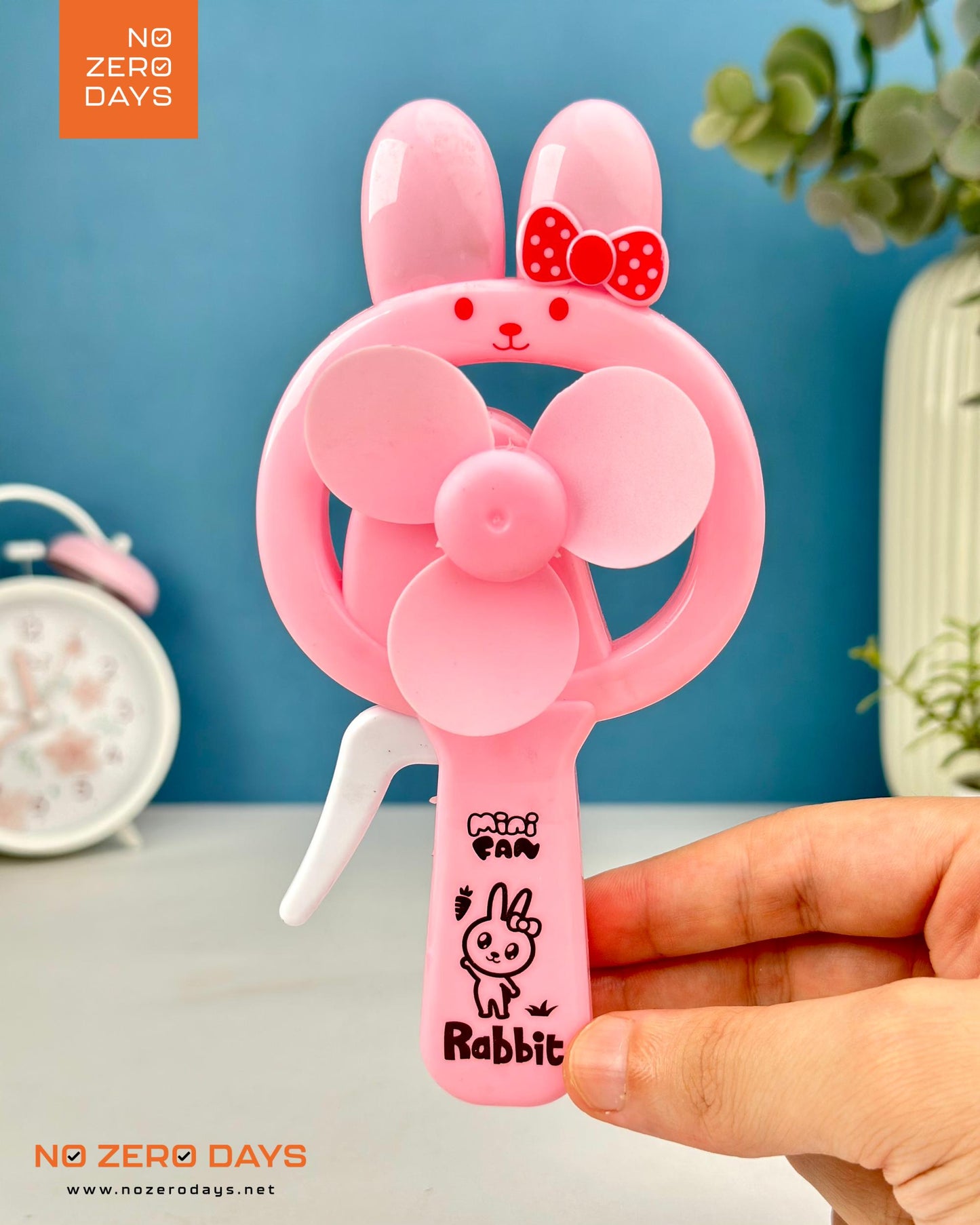 مروحة يد - أرنب