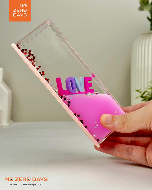 ديكور زجاجي Love لا تغرق - بينك